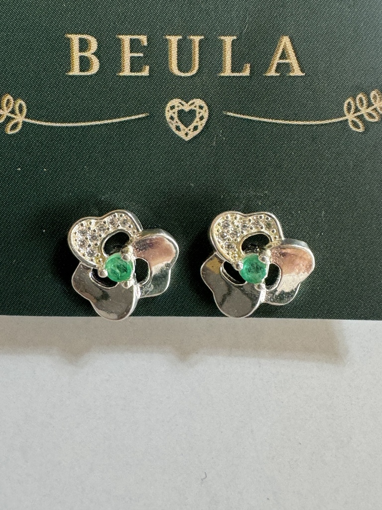 Aretes Pequeños diseños Surtidos en plata con esmeralda 