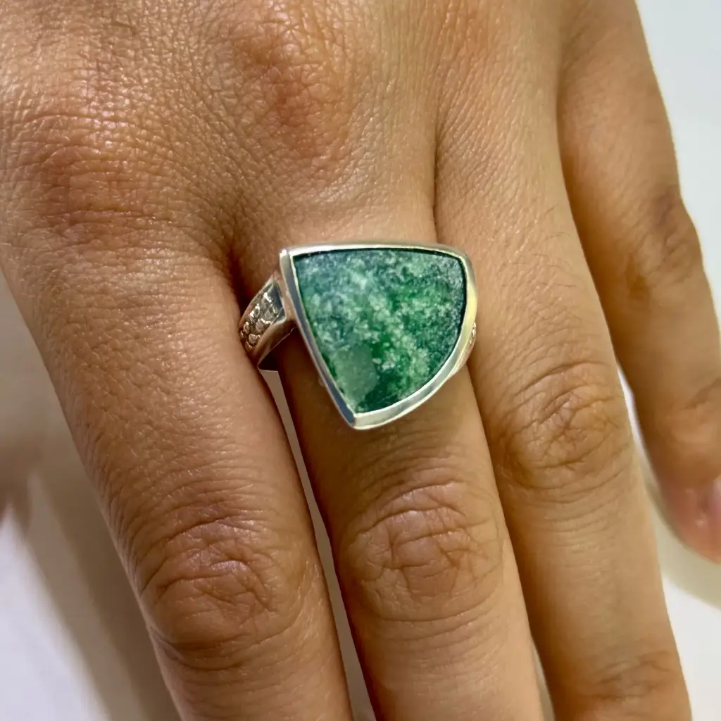 Anillo en plata ganga esmeralda T. 10