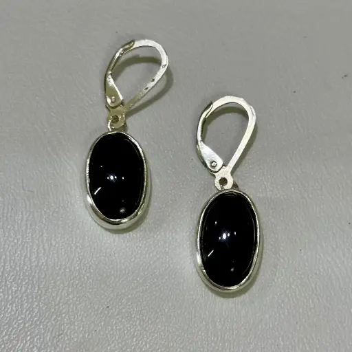 [A0161 AR] Aretes en plata con onix ovalado