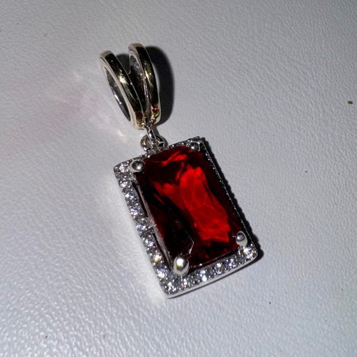 [A0186 DJ] Dije en plata circón grande