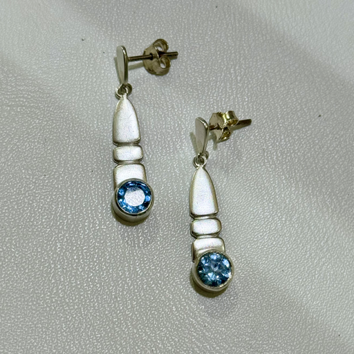 [A0178 AR] Aretes Largos en Plata circón redondo azul