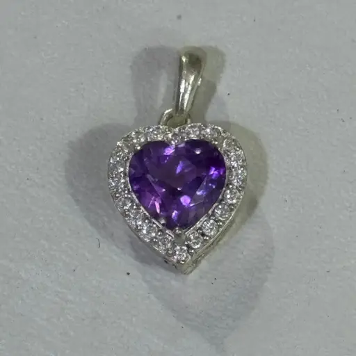 [A0188 DJ] Dije en Plata amatista corazón con circones