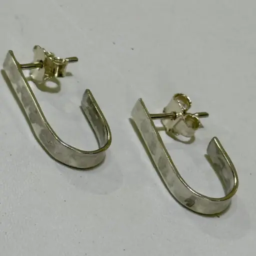 [A0184 AR] Aretes en plata lámina martillada